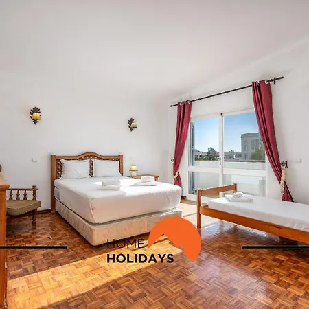 #278 Fonte Dos Leoes By Holidays ヴィラ *