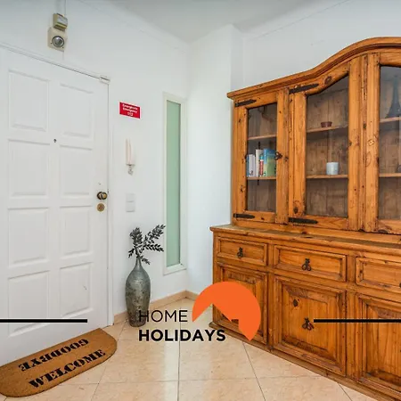 #278 Fonte Dos Leoes By Holidays ヴィラ